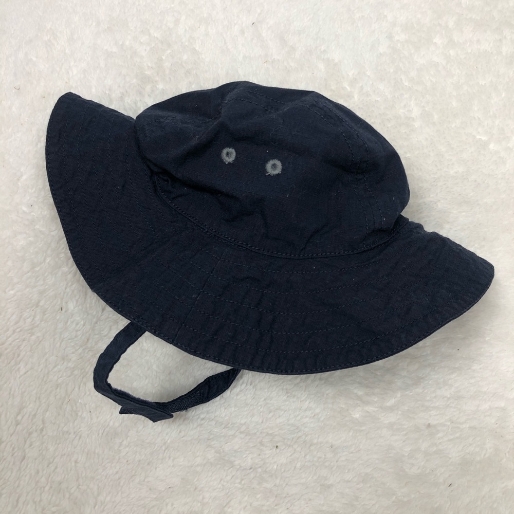 Crazy 8 infant bucket hat with strap 12-24 mo
